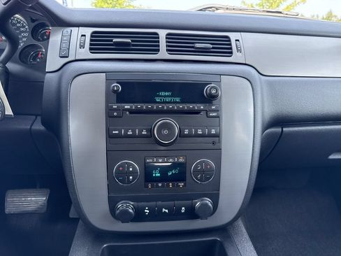 Used 2013 Chevrolet Silverado 1500 LTZ w/ LTZ Plus Package AWD/4WD image 20