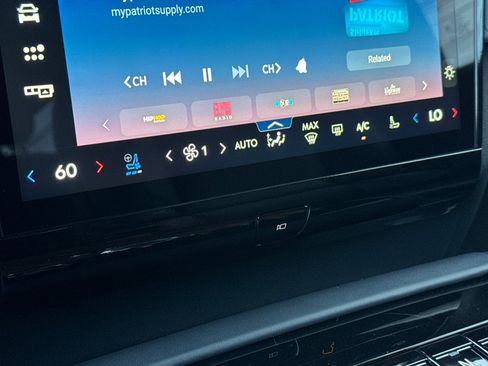 New 2026 Lincoln Navigator L Black Label image 18