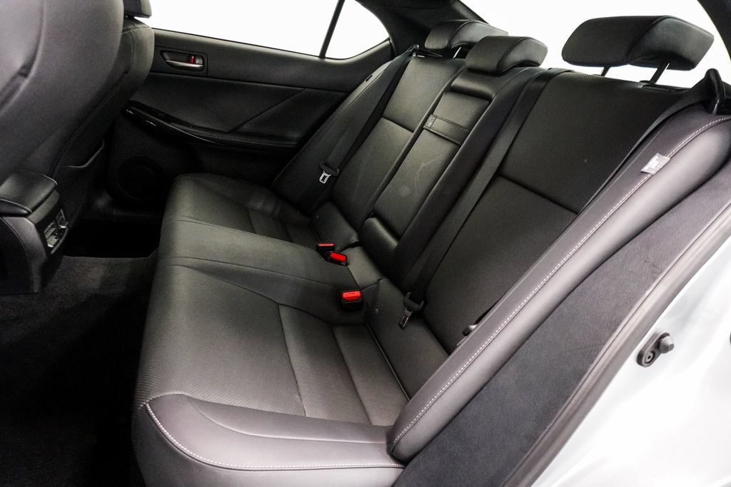 Used 2024 Lexus IS 350 F Sport RWD image 9