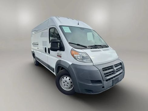 Used 2018 RAM ProMaster 2500 FWD image 2