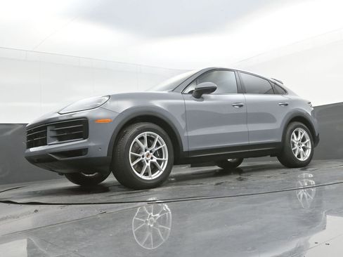New 2026 Porsche Cayenne Coupe image 31