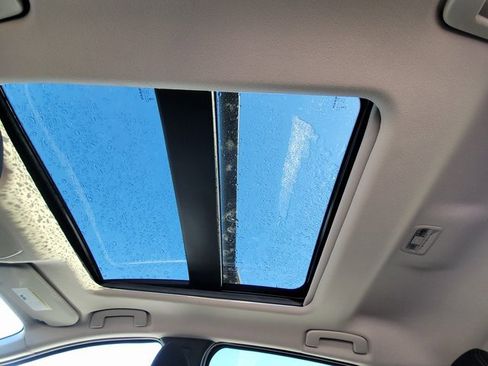 New 2026 Nissan Kicks SV w/ SV Premium Package image 9