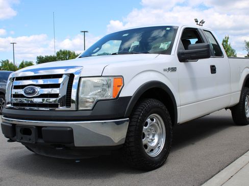 Used 2014 Ford F150 XL w/ Equipment Group 101A Mid image 3