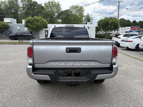 Used 2021 Toyota Tacoma TRD Sport AWD/4WD image 6