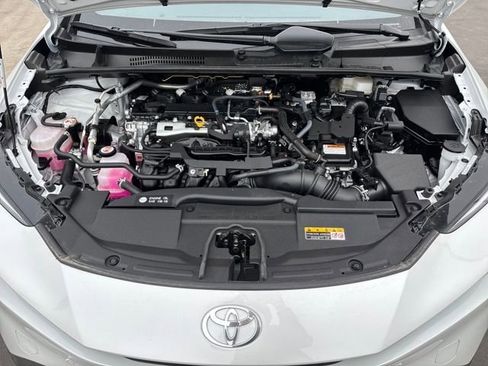 Used 2024 Toyota Prius LE image 23