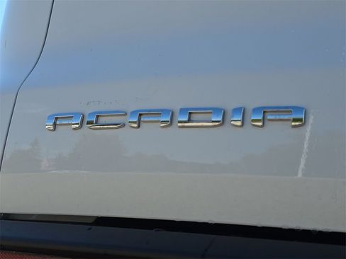 Used 2025 GMC Acadia Elevation w/ Elevation Premium Package image 33