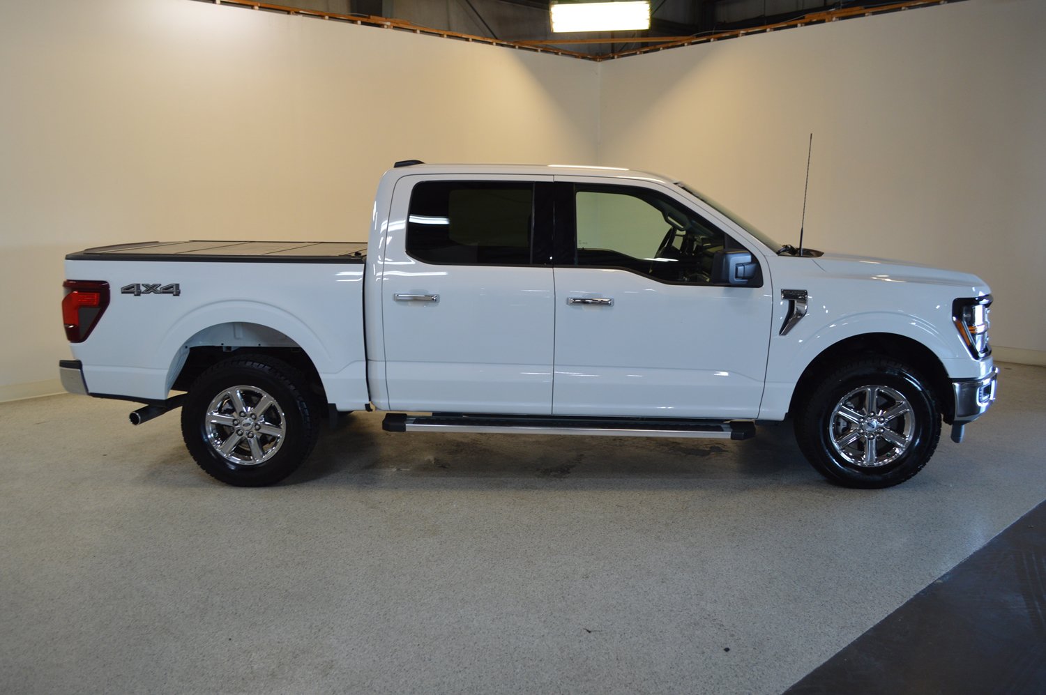 Used 2025 Ford F150 XLT w/ Equipment Group 301A Standard AWD/4WD image 2