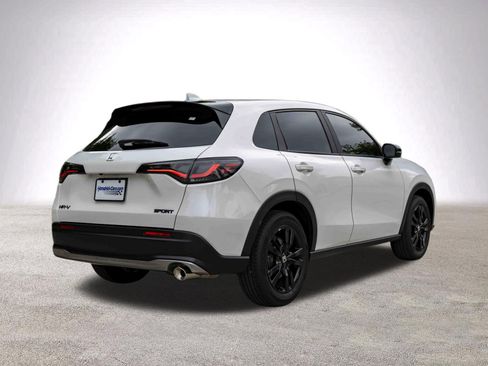 Used 2026 Honda HR-V Sport image 9