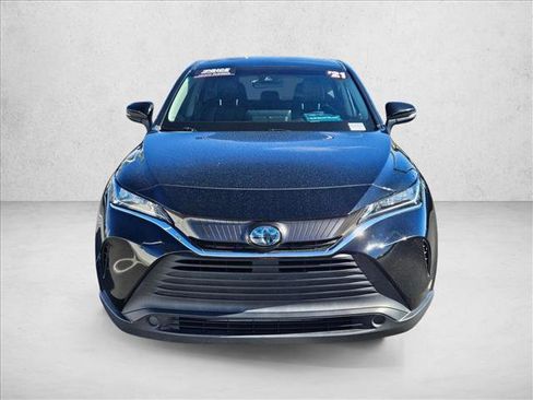 Used 2021 Toyota Venza LE w/ Carpet Mat Package (TMS) image 2