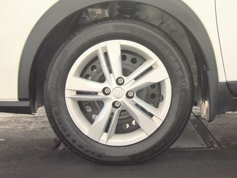Used 2025 Nissan Kicks Play S FWD image 12