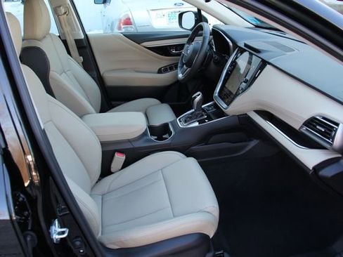 Used 2025 Subaru Legacy Limited AWD/4WD image 37