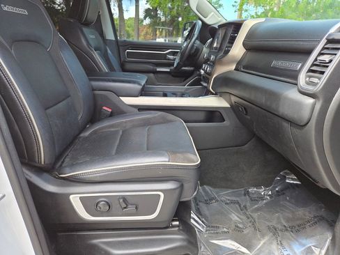 Used 2022 RAM 1500 Laramie RWD image 10