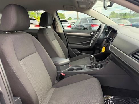 Used 2019 Volkswagen Jetta S w/ Driver Assistance Package FWD image 21