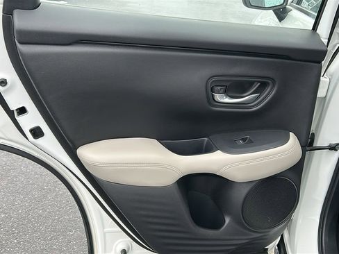 Used 2023 Honda HR-V LX image 22