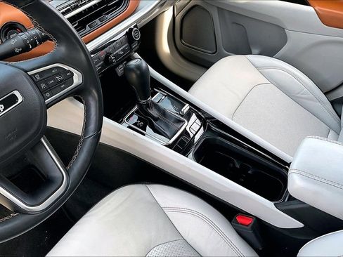 Used 2022 Jeep Compass Limited image 15