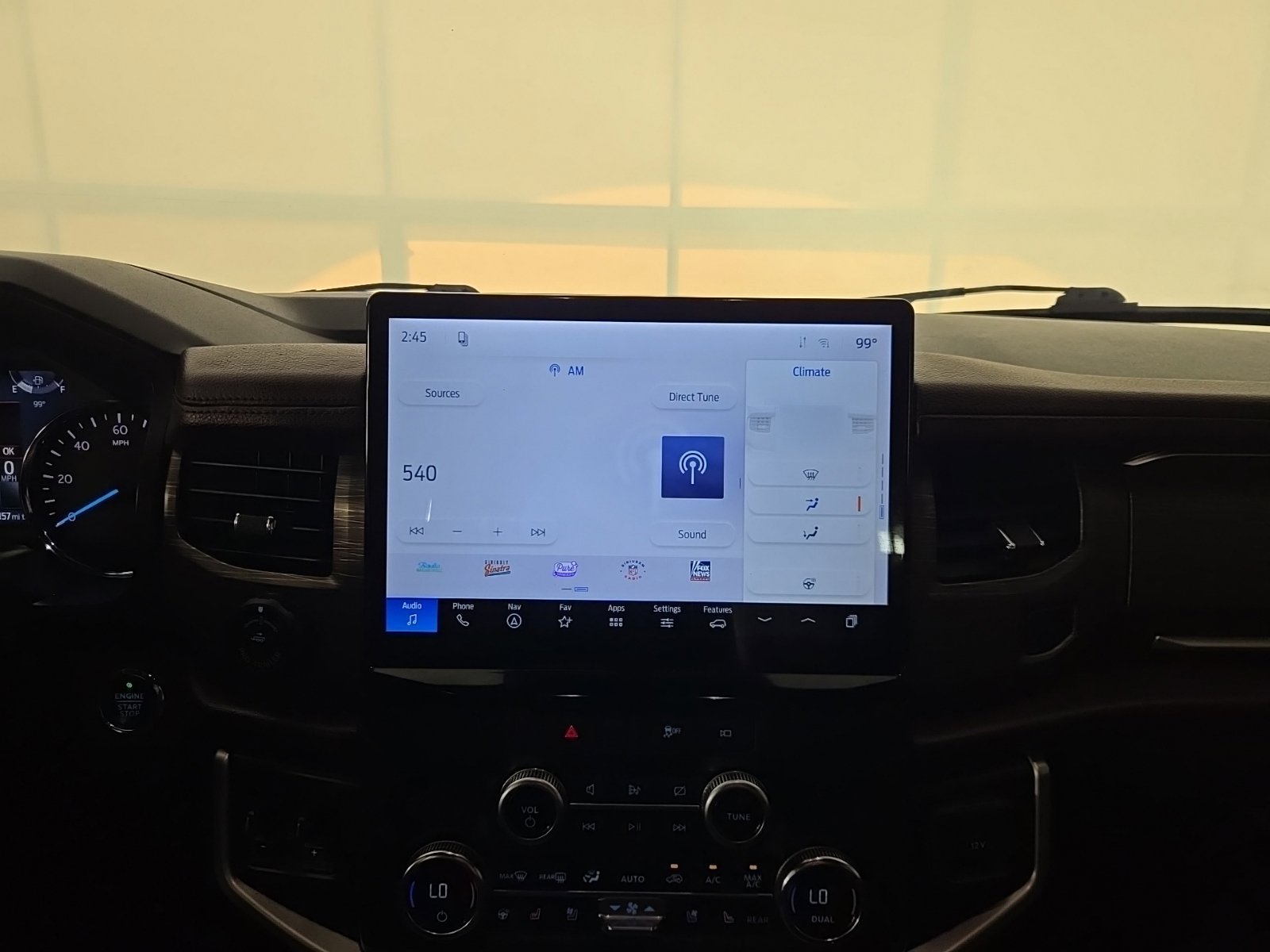 Used 2022 Ford Expedition Max Limited RWD image 10