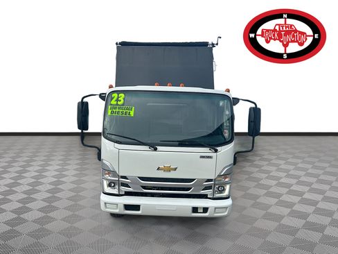 Used 2023 Chevrolet Low Cab Forward 5500XD RWD image 2