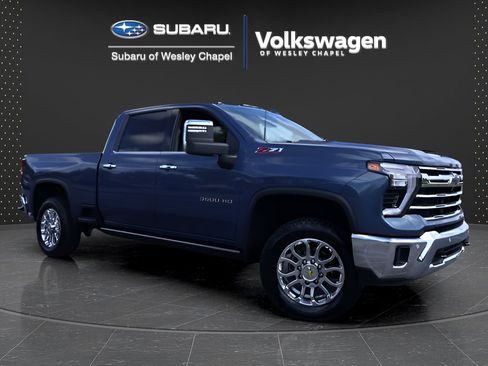 Used 2025 Chevrolet Silverado 3500 LTZ w/ LTZ Premium Package AWD/4WD image 1
