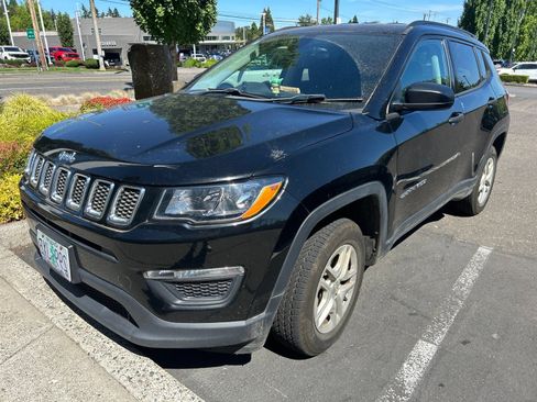 Used 2018 Jeep Compass Sport w/ Cold Weather Group AWD/4WD image 1
