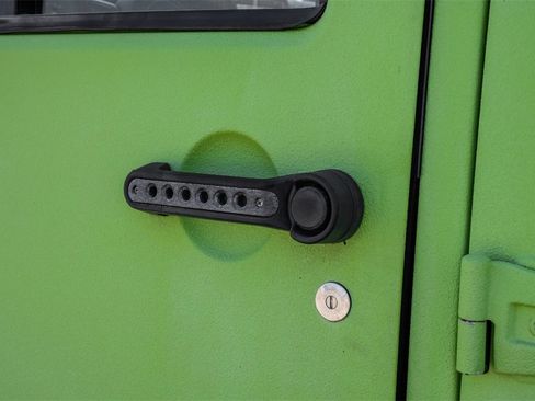 Used 2016 Jeep Wrangler Unlimited Sport image 37