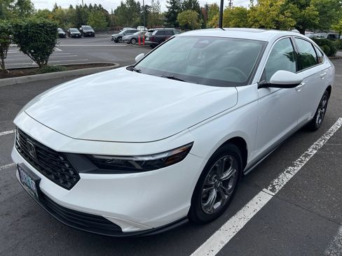 Used 2024 Honda Accord EX image 1