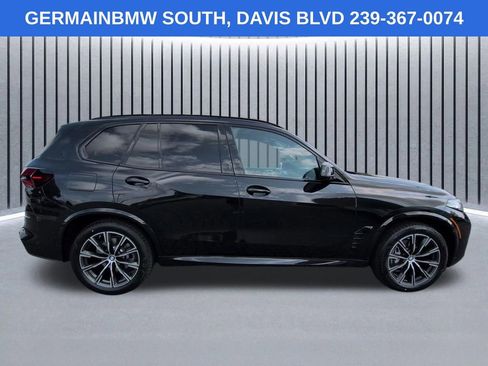 Certified 2024 BMW X5 xDrive40i w/ M Sport Package AWD/4WD image 4