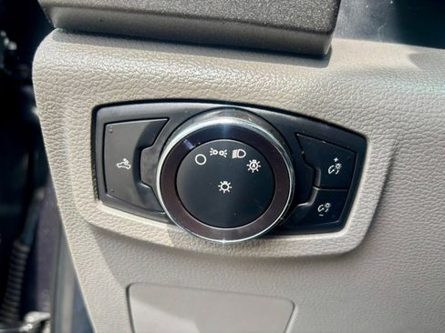 Used 2017 Ford F250 XL w/ STX Appearance Package AWD/4WD image 25
