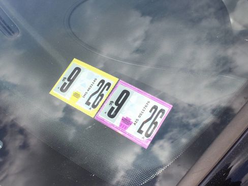 Used 2017 Volkswagen Tiguan S image 27