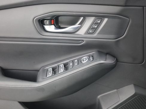 Used 2025 Honda Accord Sport image 20