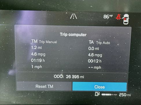 Used 2023 Volvo XC60 B5 Plus w/ Protection Package Premier FWD image 19