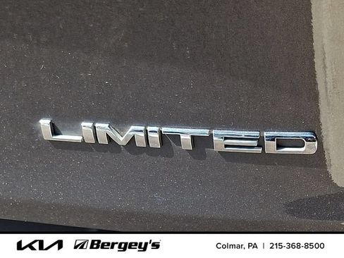 Used 2018 Jeep Cherokee Limited AWD/4WD image 31