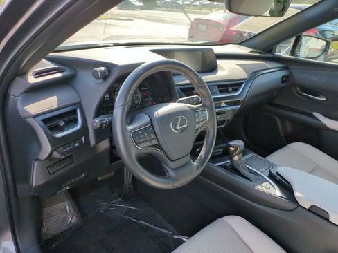 Used 2020 Lexus UX 250h w/ Premium Package image 14