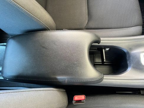 Used 2019 Honda HR-V Sport image 23
