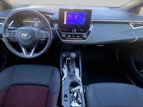 Used 2024 Toyota Corolla SE FWD image 15