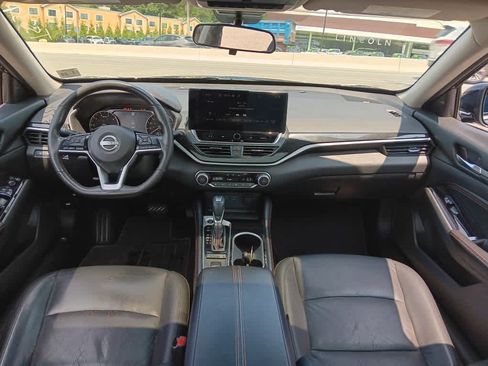 Used 2023 Nissan Altima 2.0 SR FWD image 22