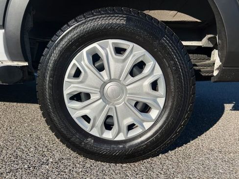 Used 2024 Ford Transit 250 Low Roof w/ Exterior Upgrade Package image 15