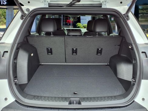 New 2026 GMC Terrain Elevation w/ Elevation Premium Package AWD/4WD image 16