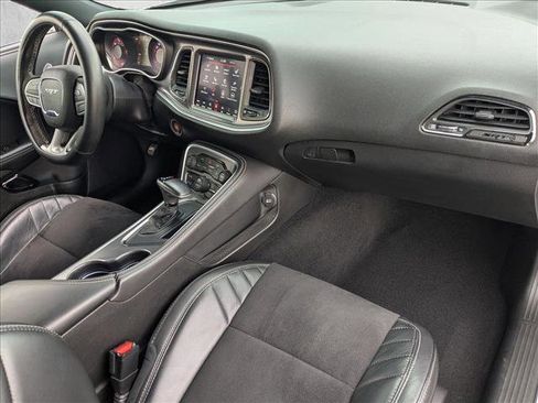 Used 2019 Dodge Challenger SRT Hellcat Redeye image 22
