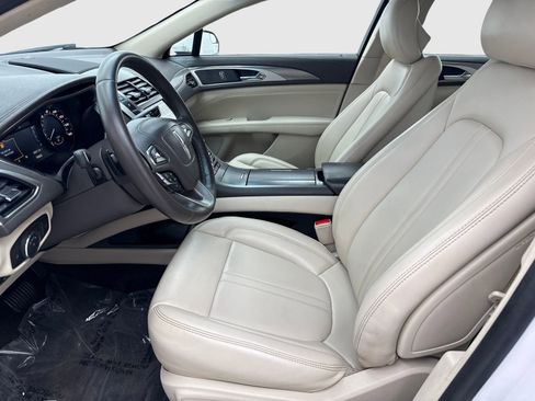 Used 2017 Lincoln MKZ Premiere AWD/4WD image 17