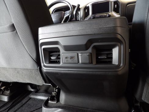 Used 2019 Chevrolet Silverado 1500 RST image 19