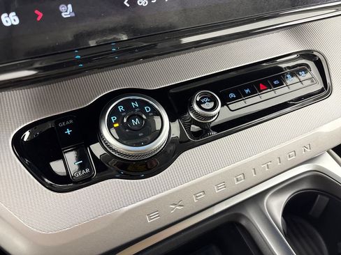 New 2026 Ford Expedition Max Active RWD image 26