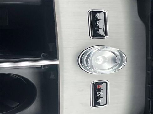 New 2025 Lincoln Navigator Reserve w/ Jet Appearance Package image 24