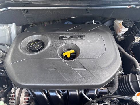 Used 2016 Kia Soul + FWD image 25