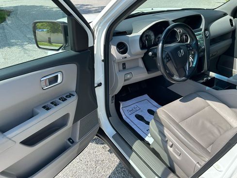Used 2011 Honda Pilot EX-L image 10