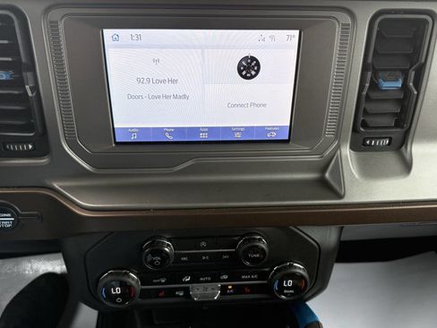 Used 2023 Ford Bronco Outer Banks image 15