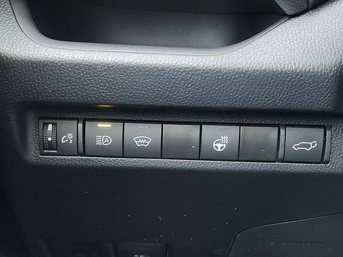 Used 2024 Toyota RAV4 XLE w/ Convenience Package FWD image 12