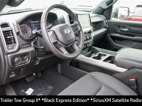 New 2026 RAM 1500 Express AWD/4WD image 4