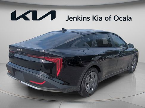 New 2026 Kia K4 LX image 4
