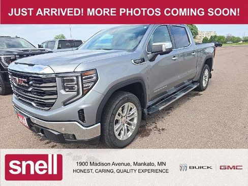 Used 2023 GMC Sierra 1500 SLT w/ SLT Premium Plus Package AWD/4WD image 1
