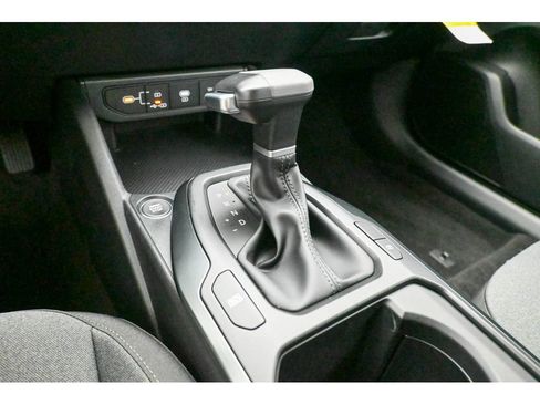 New 2025 Kia K4 image 22